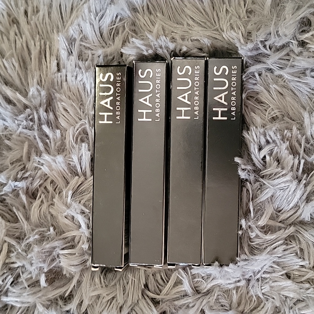 HAUS LABORATORIES LE RIOT LIP GLOSS 4 pack